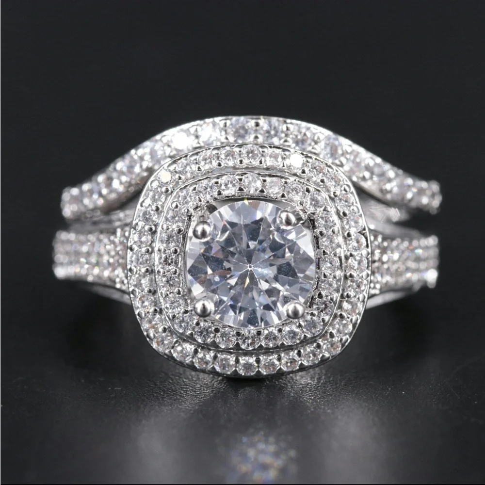Elegant Silver Women's Ring